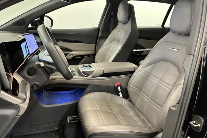 Sort Hongqi EHS7 fra 2025