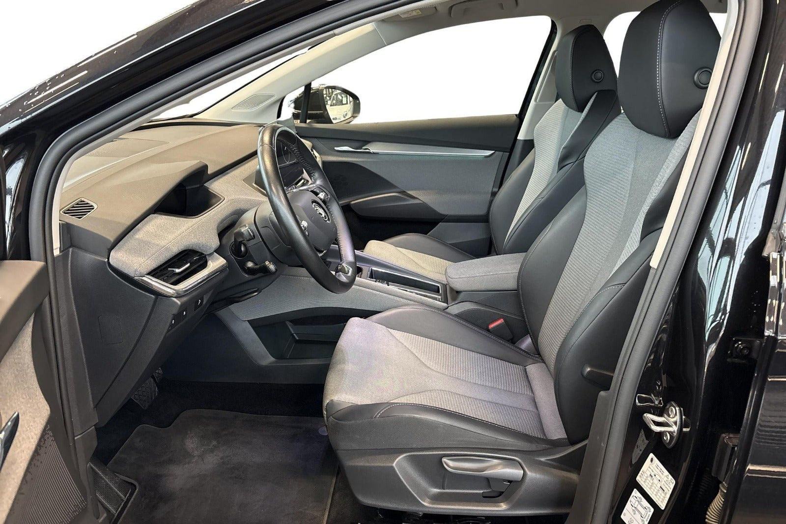 Sort Skoda Enyaq fra 2023