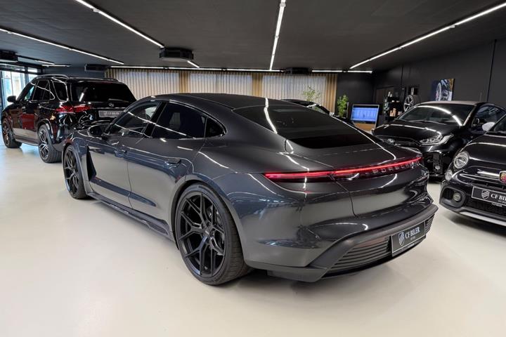 Sort Porsche Taycan 4S fra 2021