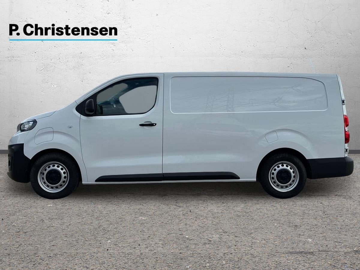 Hvid Peugeot e-Expert fra 2023