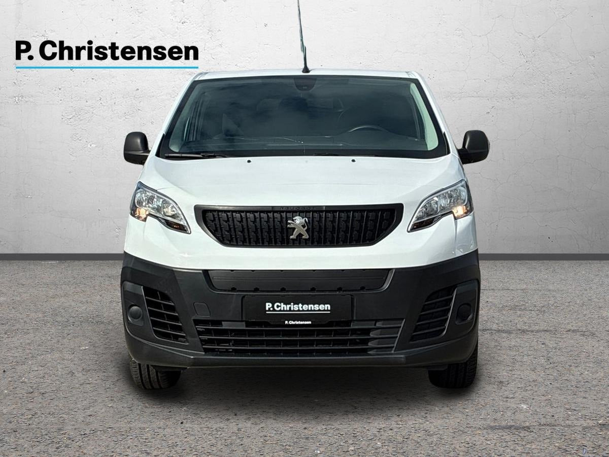 Hvid Peugeot e-Expert fra 2023