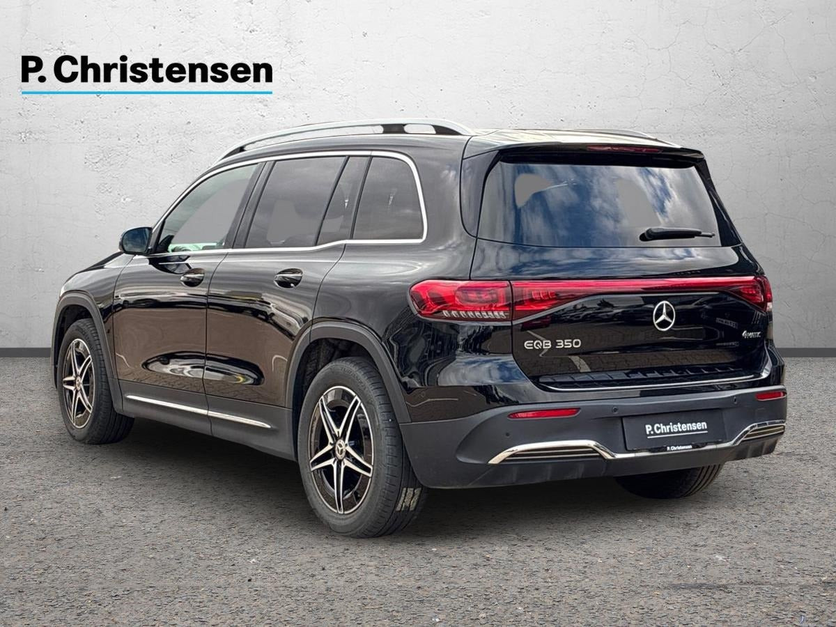 Sort Mercedes EQB350 fra 2023