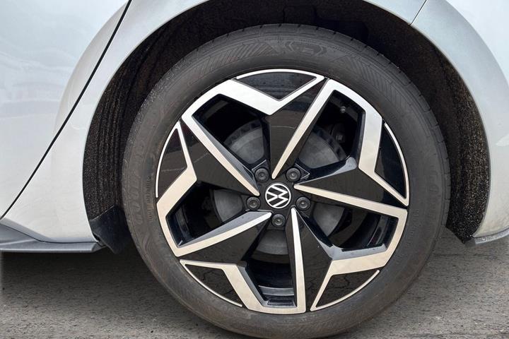Sølv VW ID.3 fra 2021