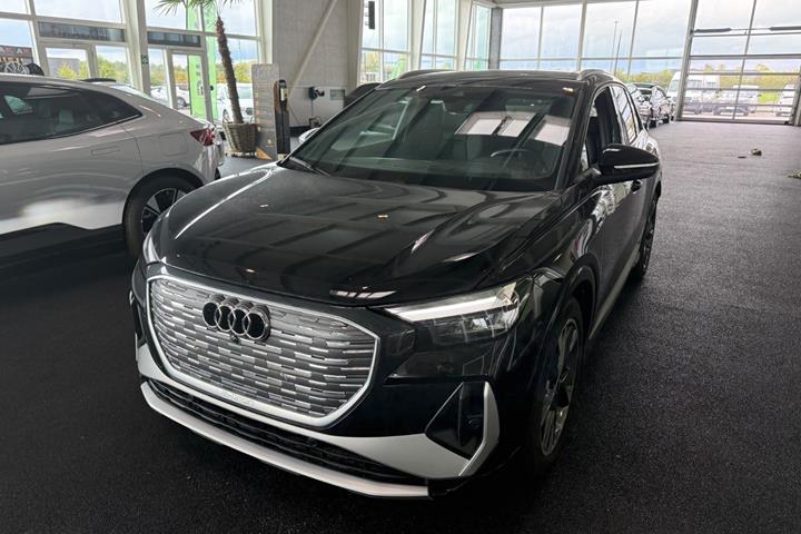 Sort Audi Q4 e-tron fra 2024