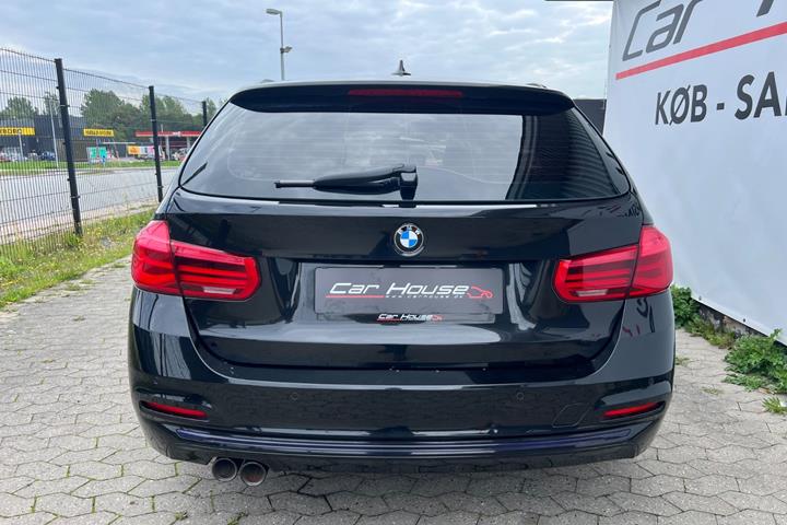Sort BMW 320d fra 2015