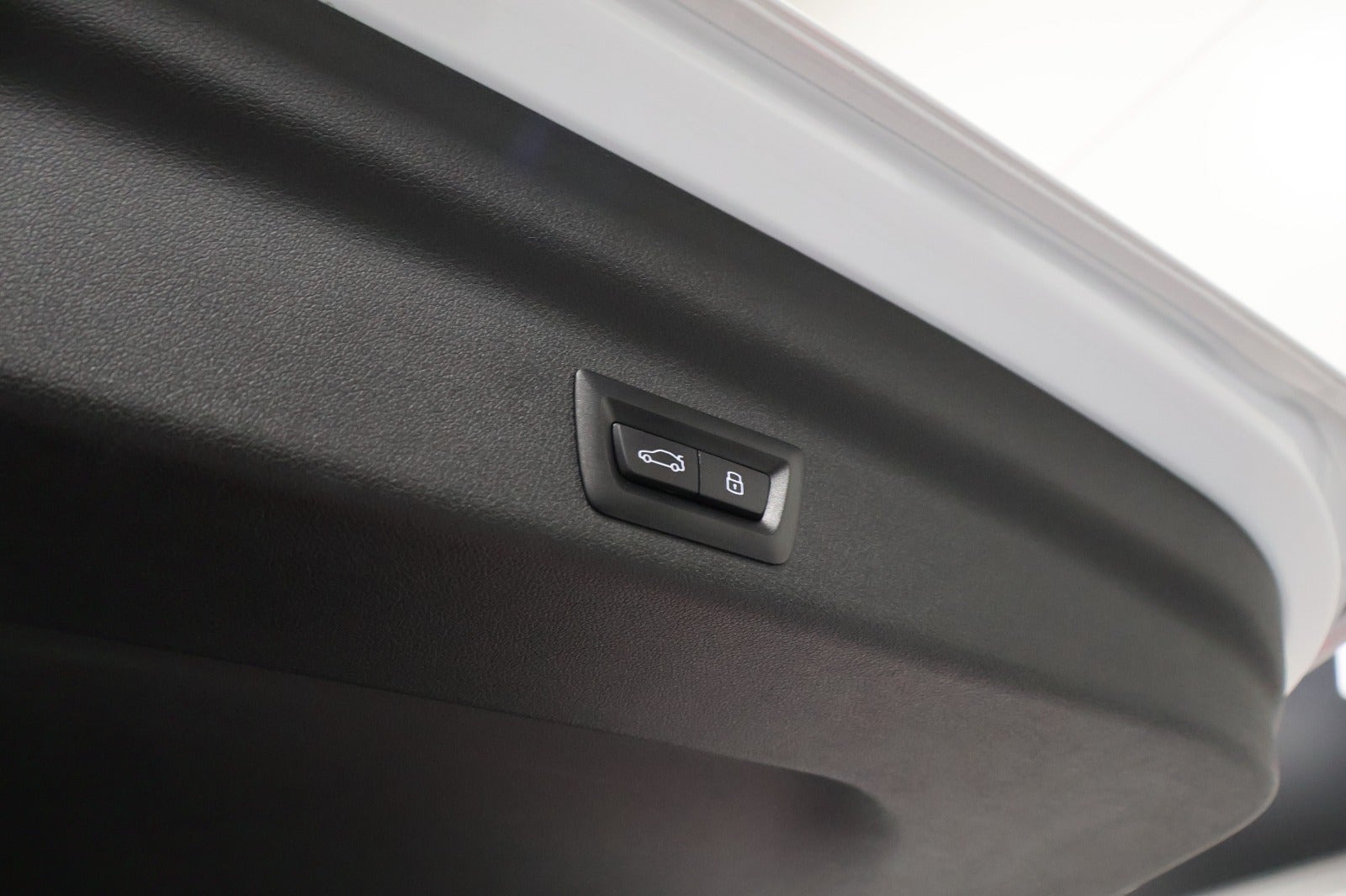 Hvid BMW iX1 fra 2023