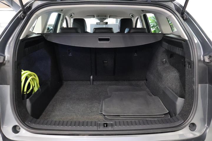 Grå Skoda Enyaq fra 2022