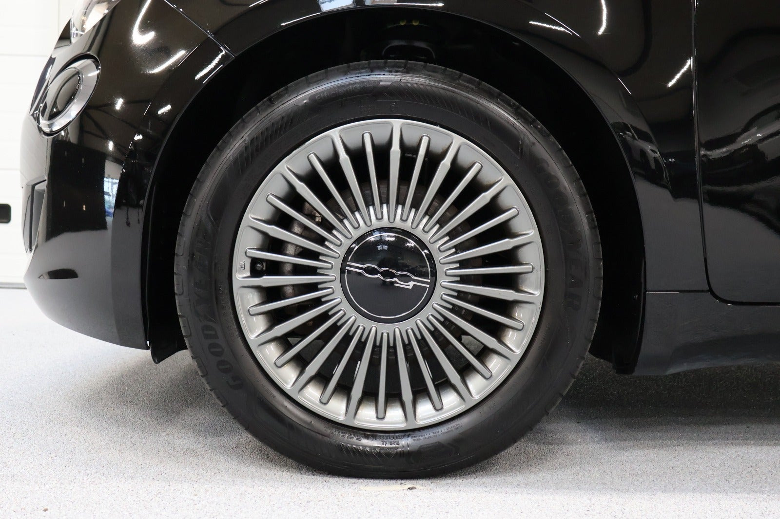Sort Fiat 500e fra 2022