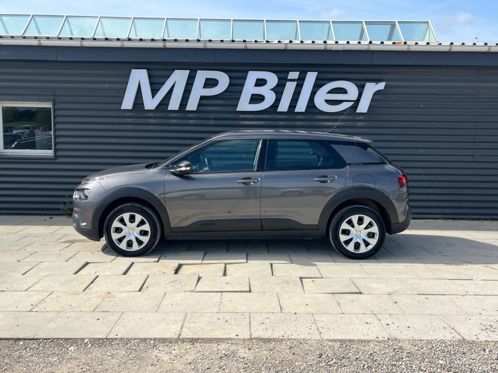 Grå Citroën C4 Cactus fra 2020