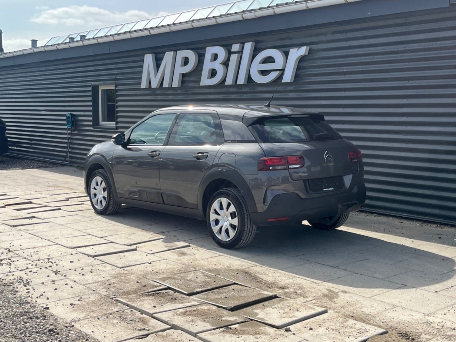 Grå Citroën C4 Cactus fra 2020