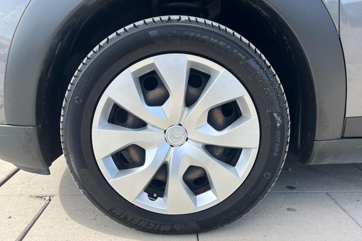 Grå Citroën C4 Cactus fra 2020