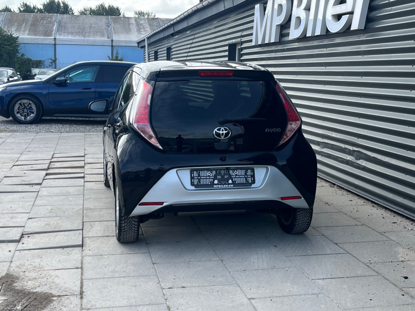Sort Toyota Aygo fra 2017