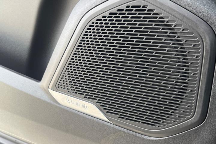 Sort Lynk & Co 01 fra 2022