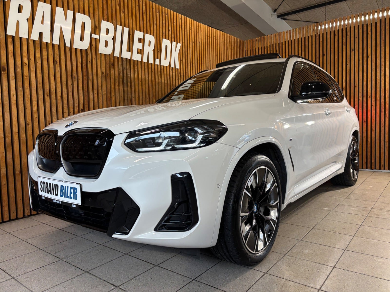 BMW iX3 Charged Plus M-Sport