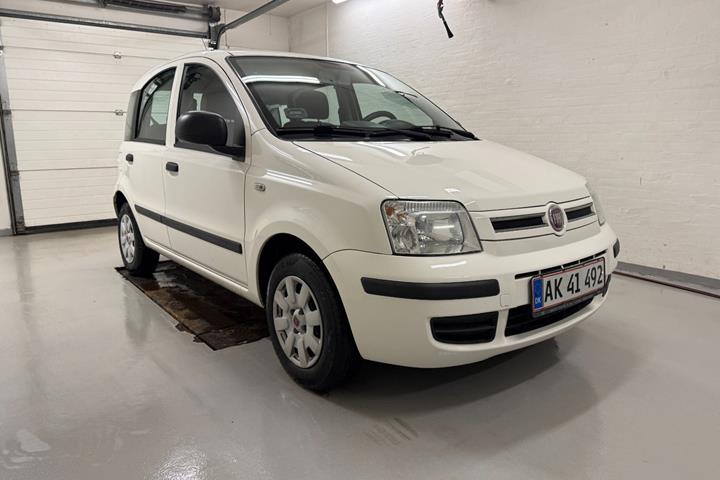 Hvid Fiat Panda fra 2010