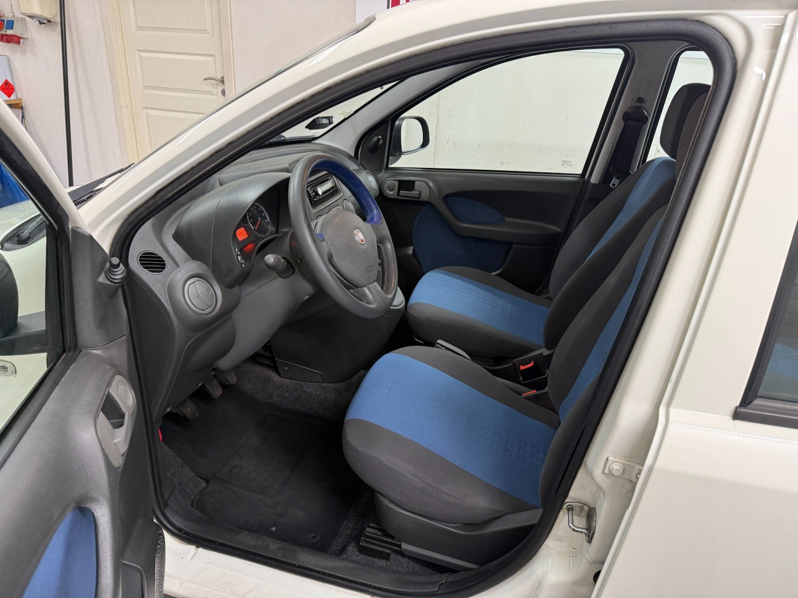 Hvid Fiat Panda fra 2010
