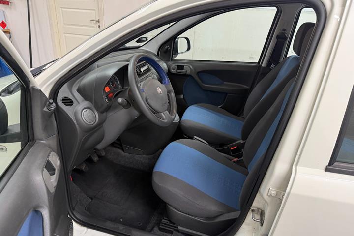 Hvid Fiat Panda fra 2010