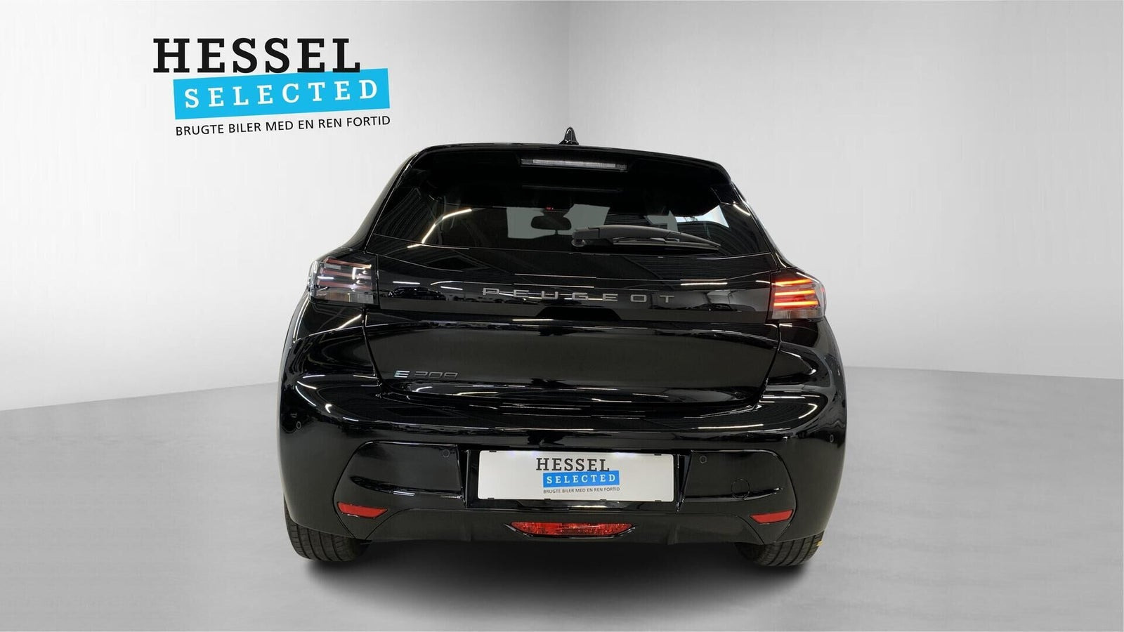 Sort Peugeot e-208 fra 2024