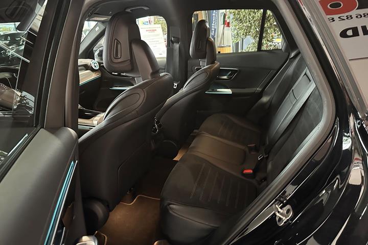 Sort Mercedes GLC300 e fra 2023