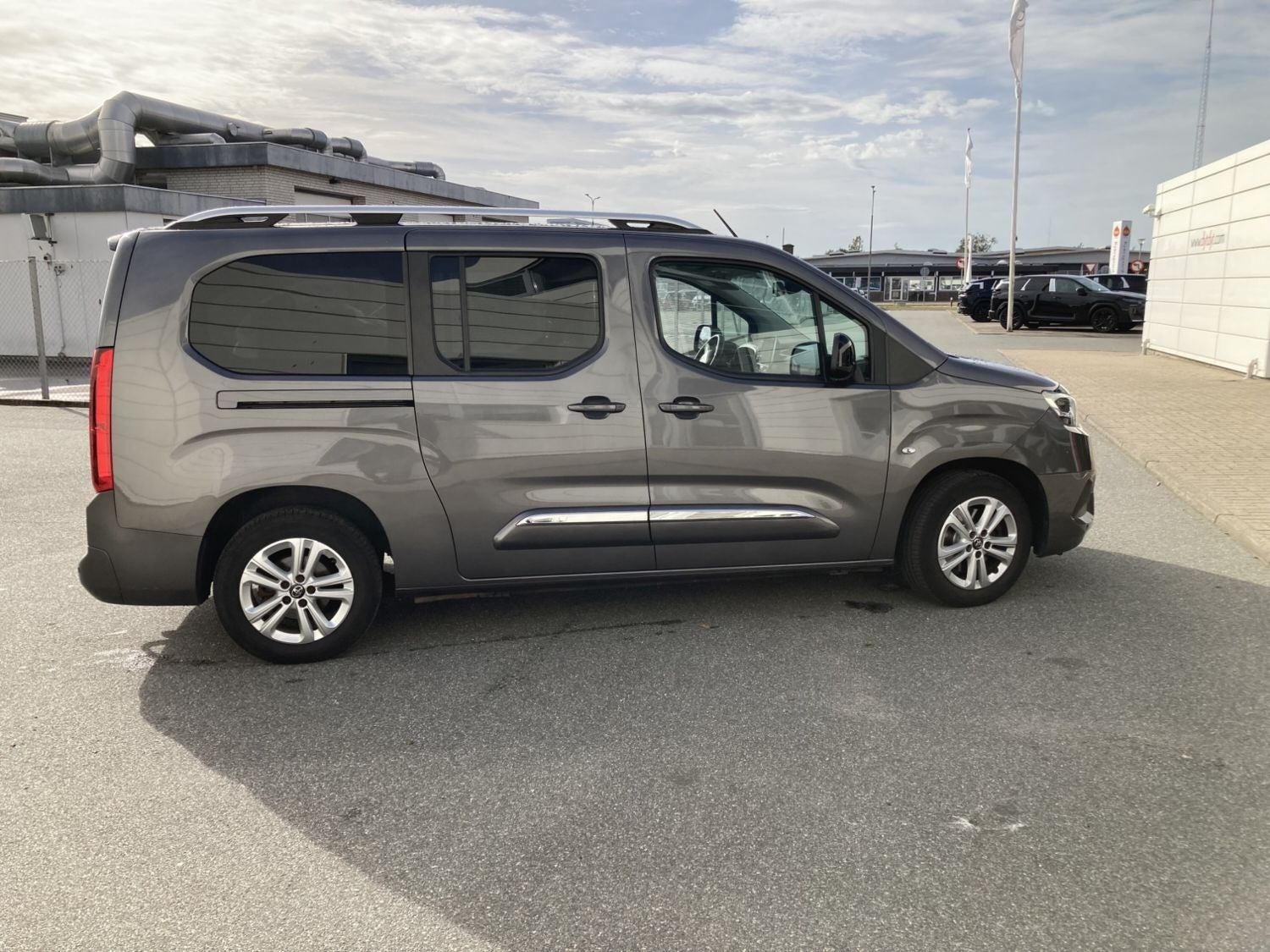 Toyota ProAce City Verso 1,2 T 110 Long Family 7prs