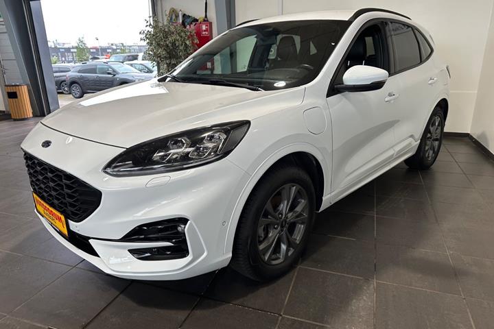 Hvid Ford Kuga fra 2022