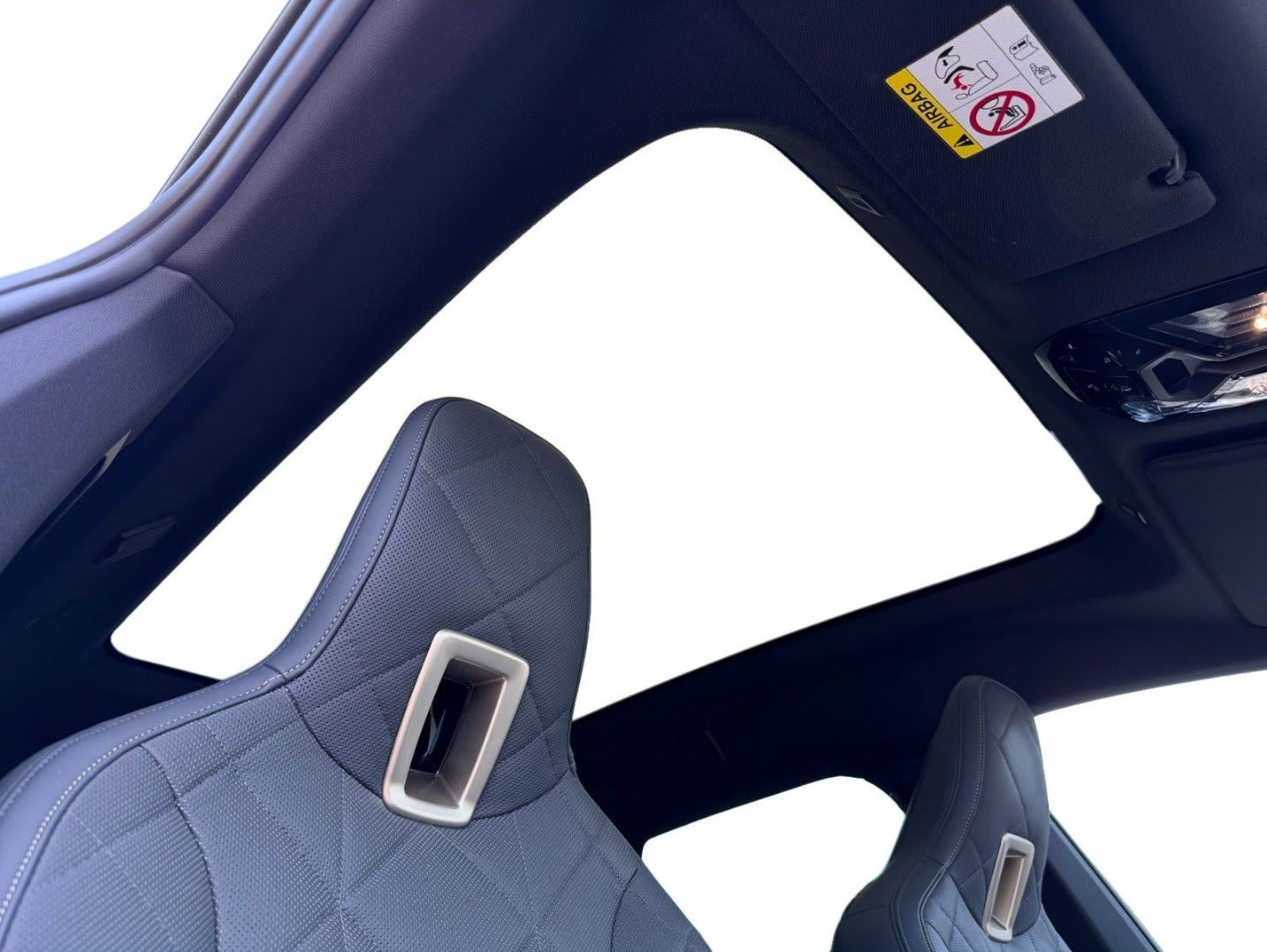 Hvid BMW iX fra 2023