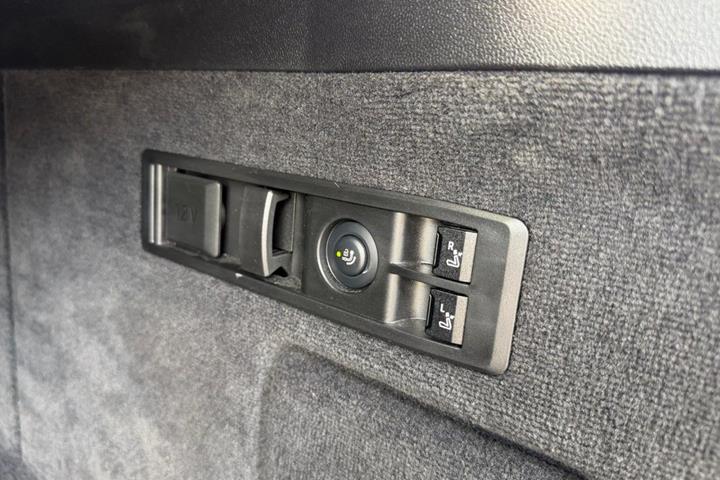 Hvid BMW iX fra 2023
