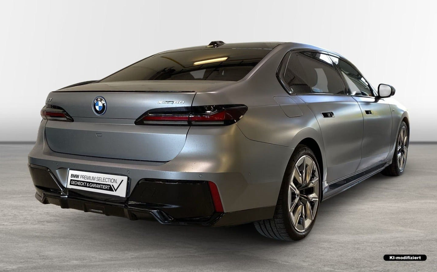 Grå BMW i7 fra 2023