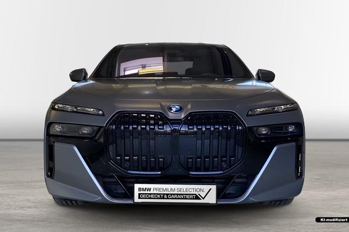 Grå BMW i7 fra 2023