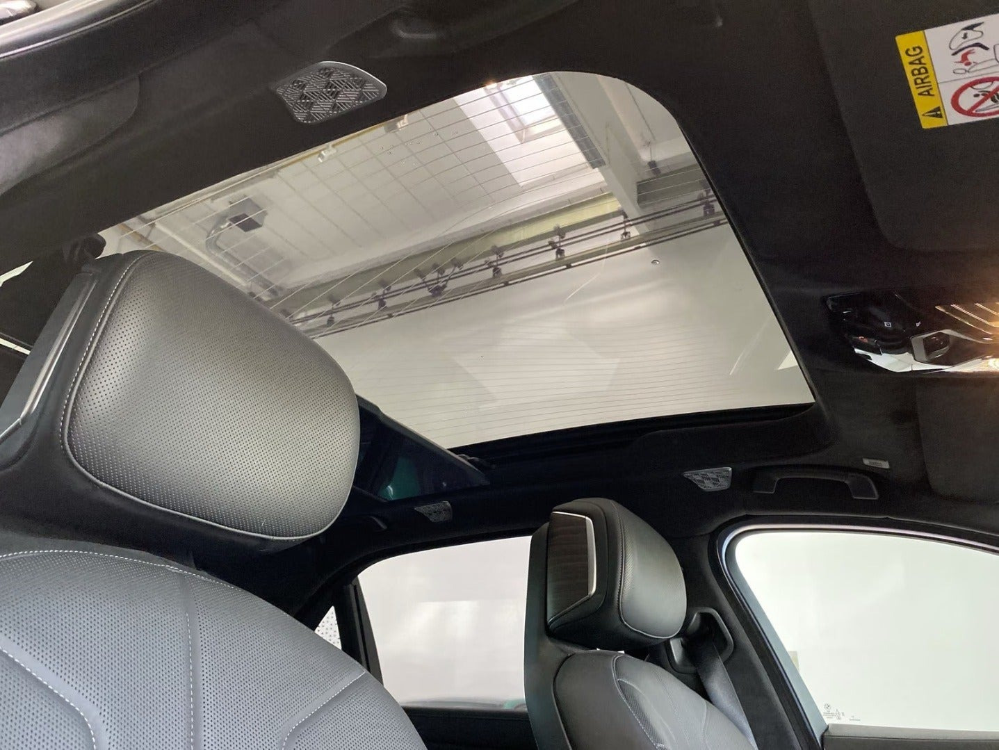 Grå BMW i7 fra 2023
