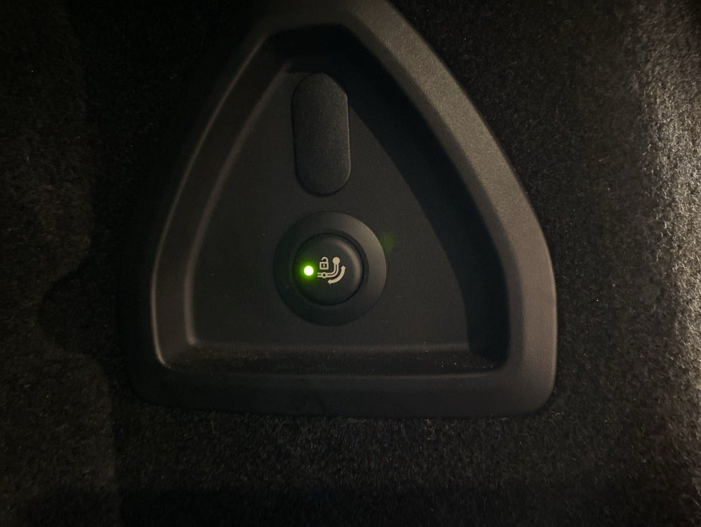 Grå BMW i7 fra 2023