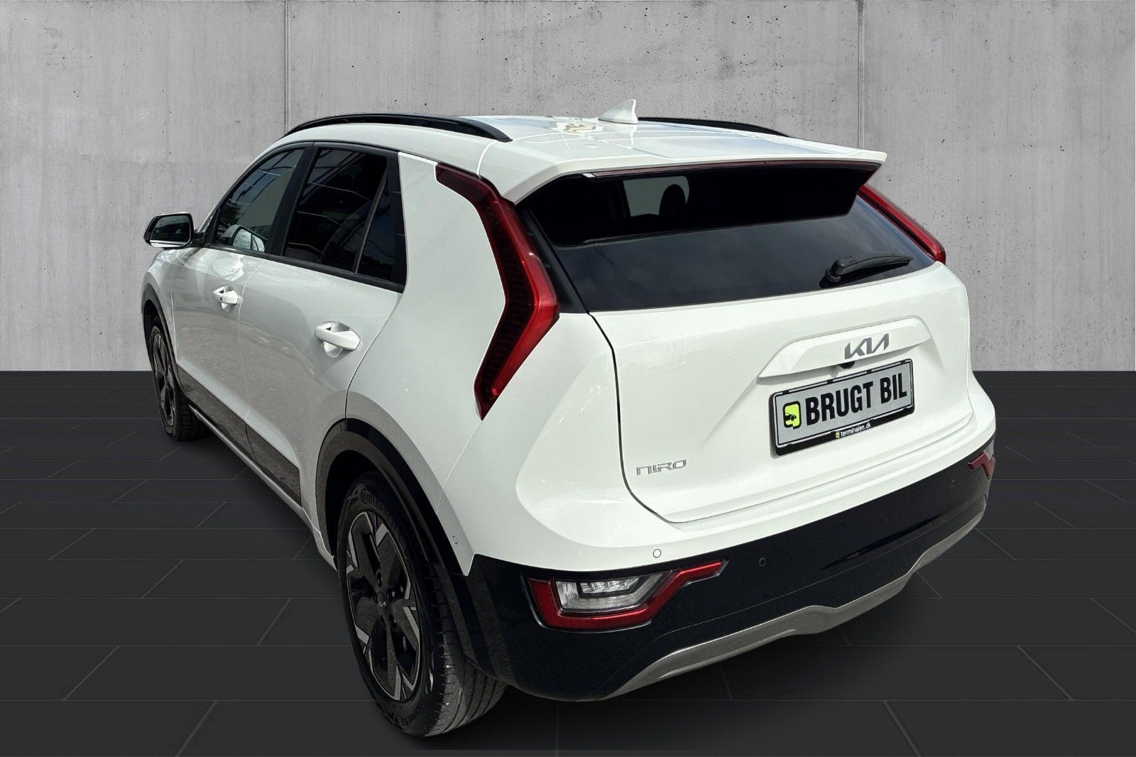 Hvid Kia Niro fra 2025