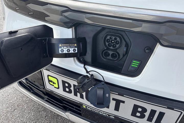 Hvid Kia Niro fra 2025