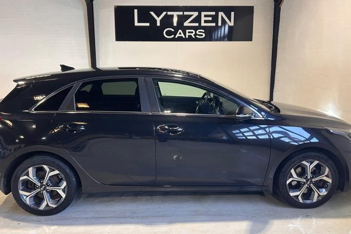 Sort Kia Ceed fra 2019