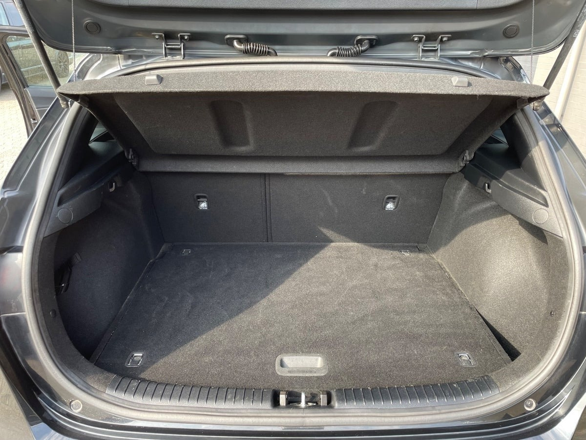 Sort Kia Ceed fra 2019