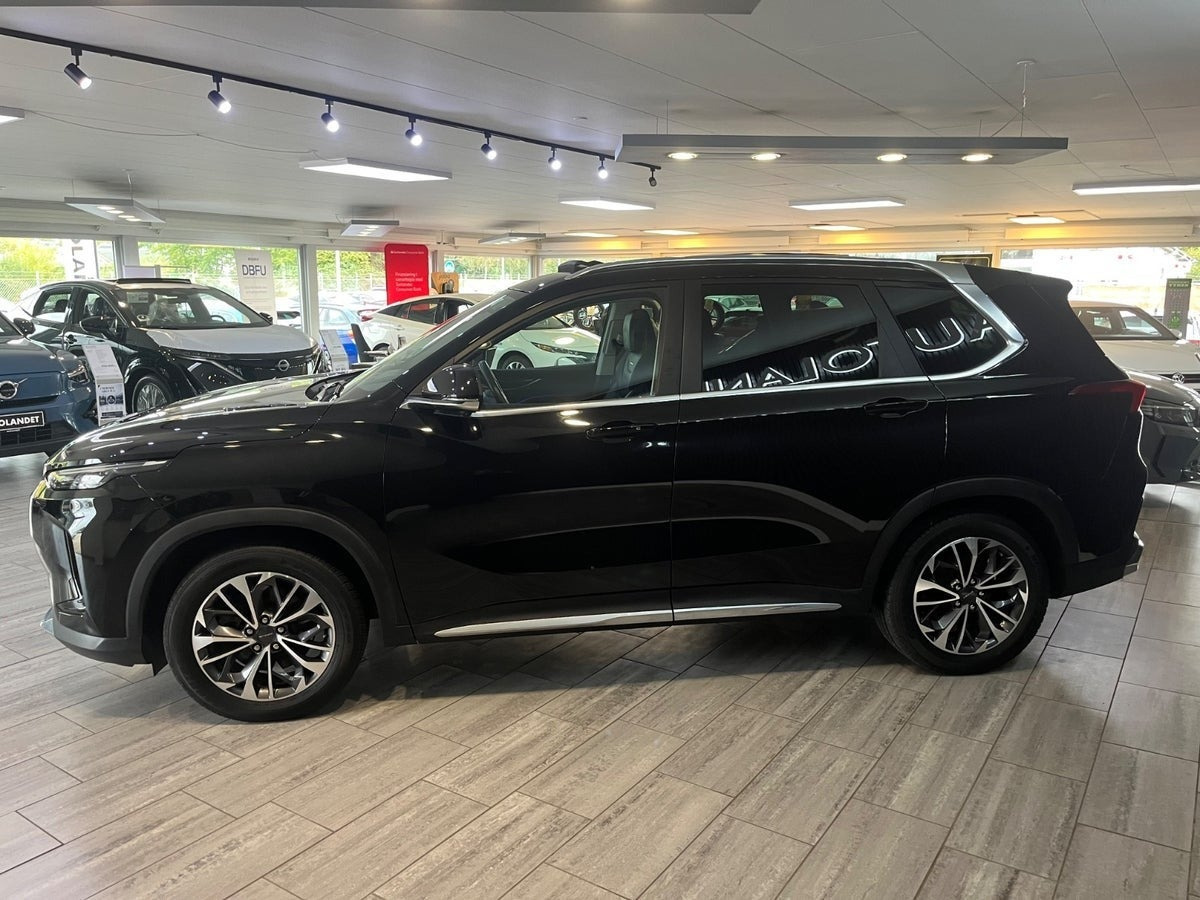 Sort Maxus Euniq6 fra 2022