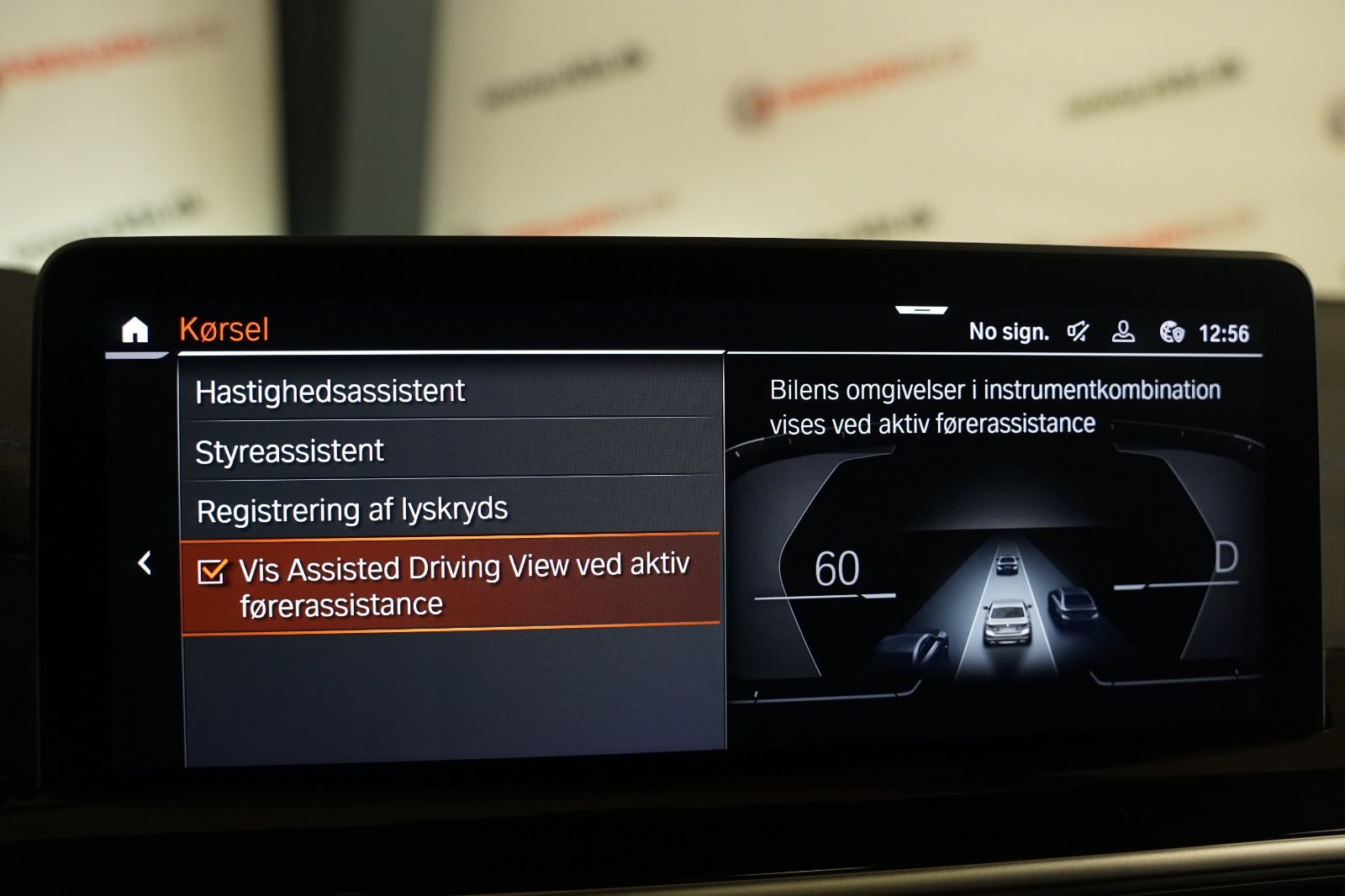 Grå BMW iX3 fra 2023