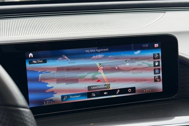 Grå Mercedes EQC400 fra 2022