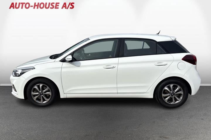Hvid Hyundai i20 fra 2019