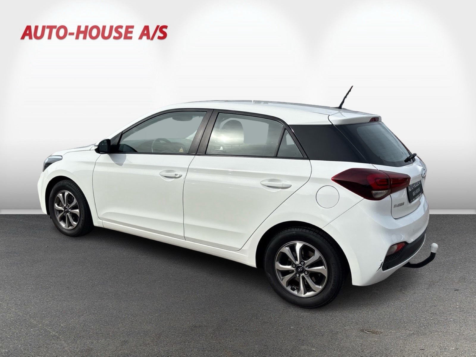 Hvid Hyundai i20 fra 2019