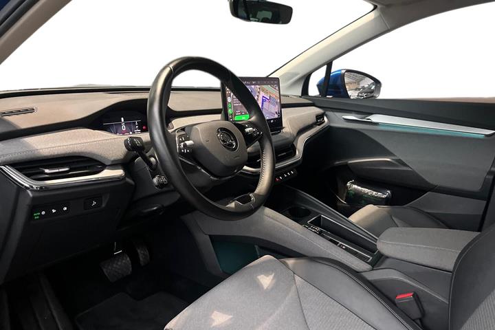 Blå Skoda Enyaq fra 2022