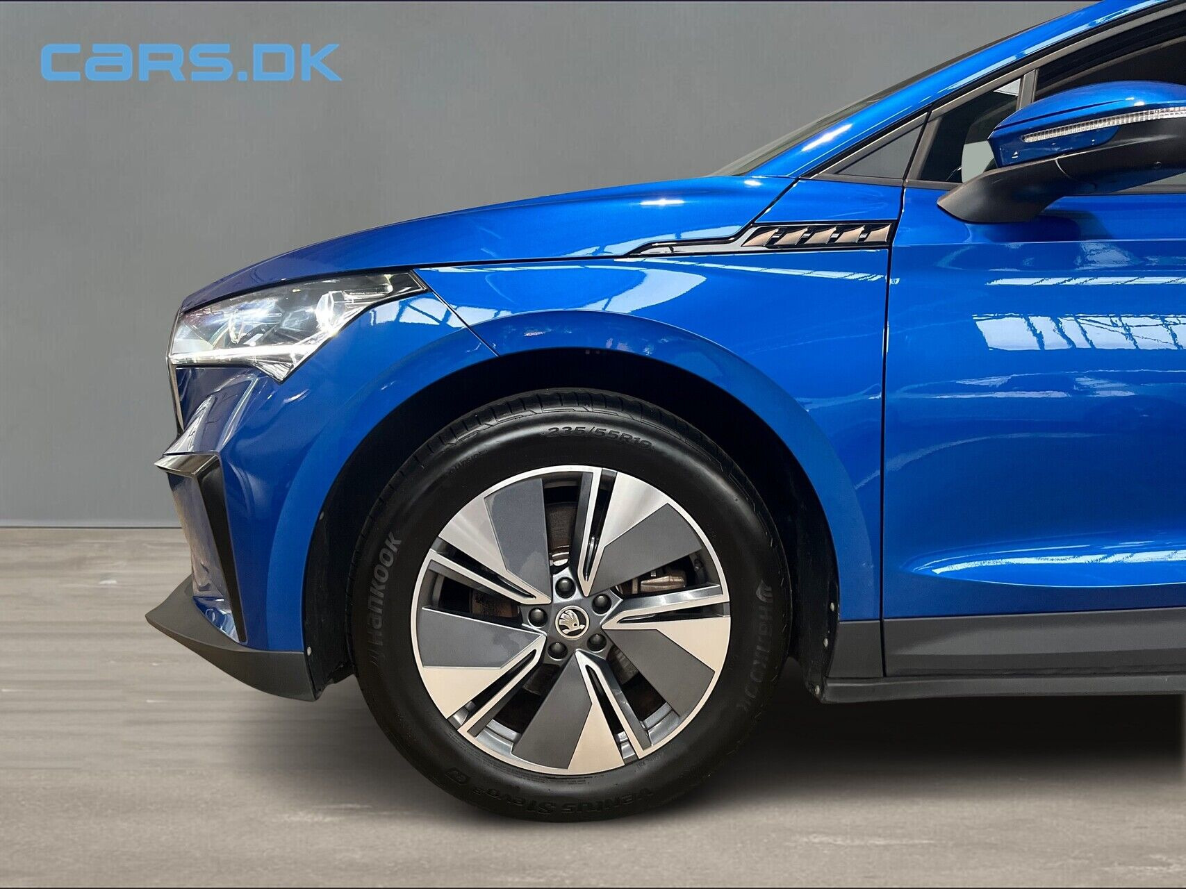 Blå Skoda Enyaq fra 2022