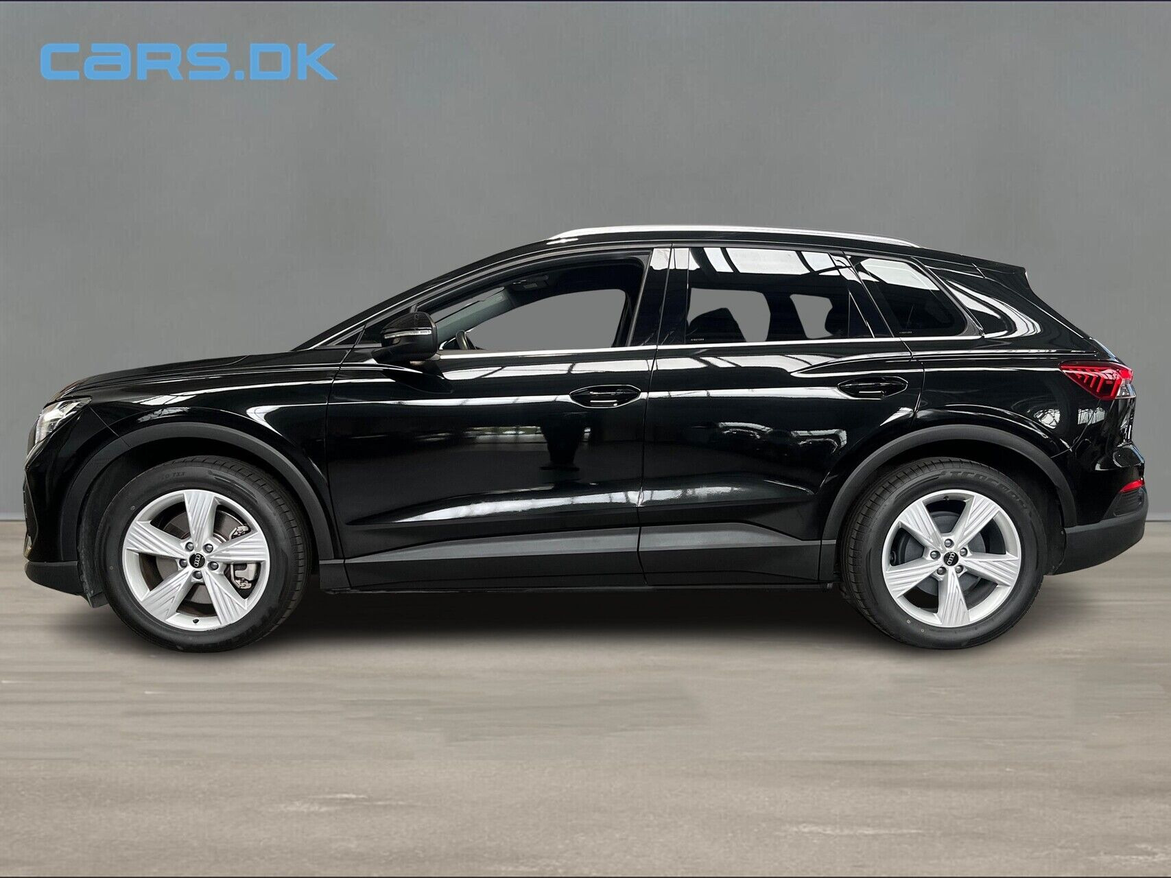 Sort Audi Q4 fra 2024
