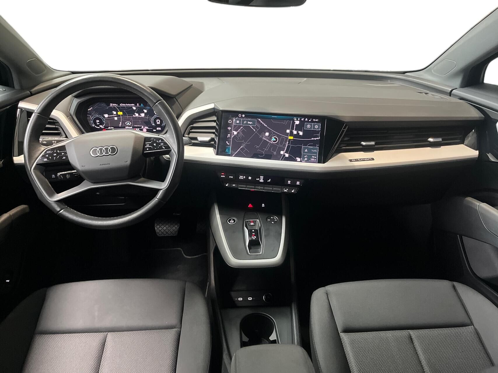 Sort Audi Q4 fra 2024