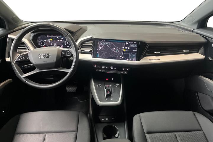 Sort Audi Q4 fra 2024