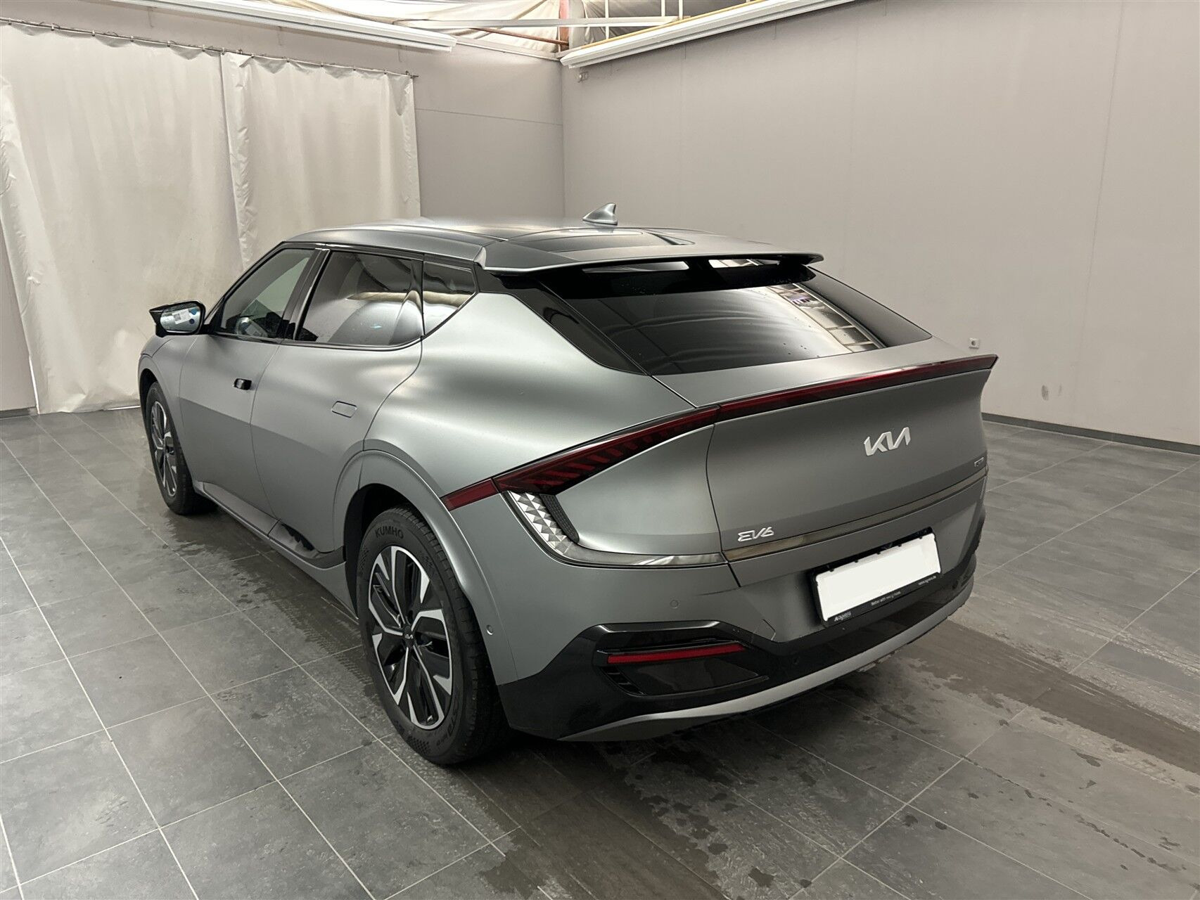 Grå Kia EV6 fra 2022