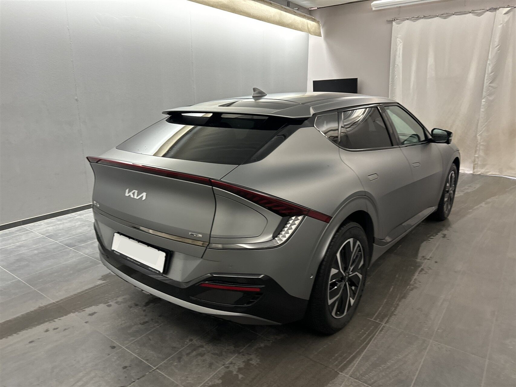Grå Kia EV6 fra 2022