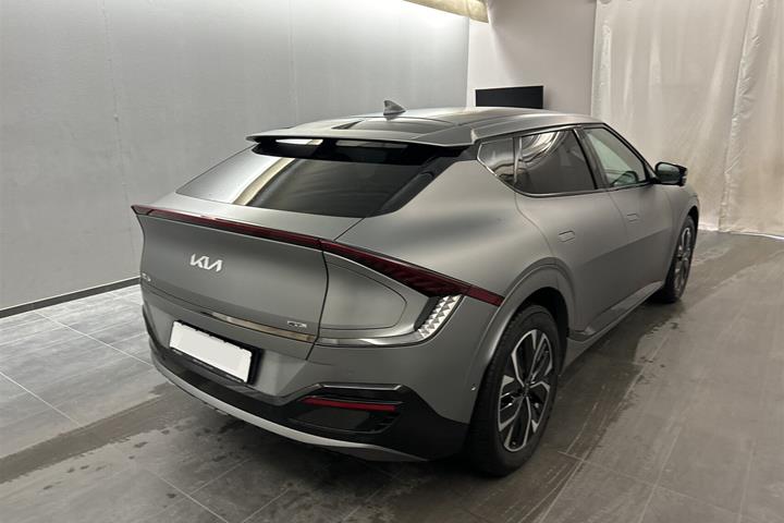 Grå Kia EV6 fra 2022