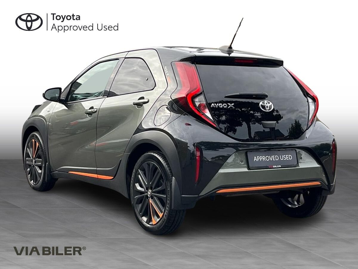 Grøn Toyota Aygo X fra 2023