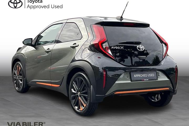 Grøn Toyota Aygo X fra 2023